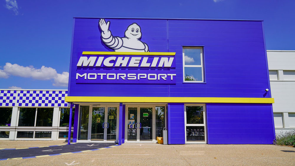 1606330938-michelin-logo.jpg